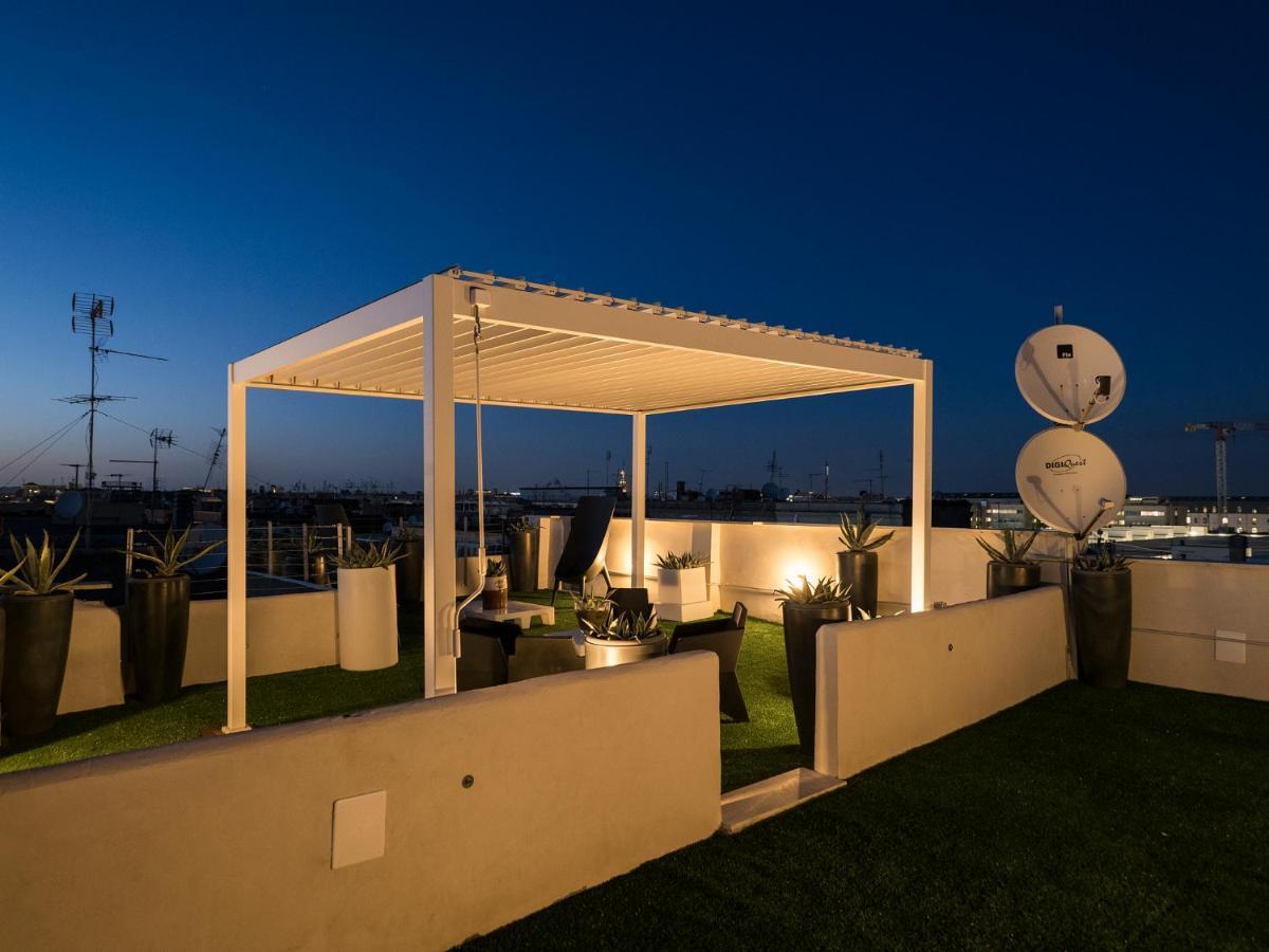 Amazing View Of Free Wi-fi & Netflix Appartamento